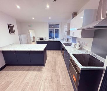 Beach Road - Room 8, South Shields, South Shields, Tyne and Wear, N... - Photo 5