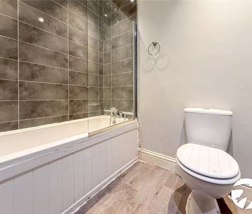 2 bedroom property to rent - Photo 3