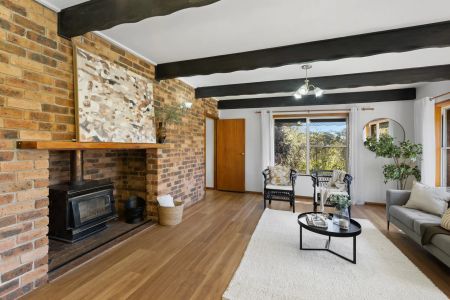 Sunlit Family Retreat - Photo 3