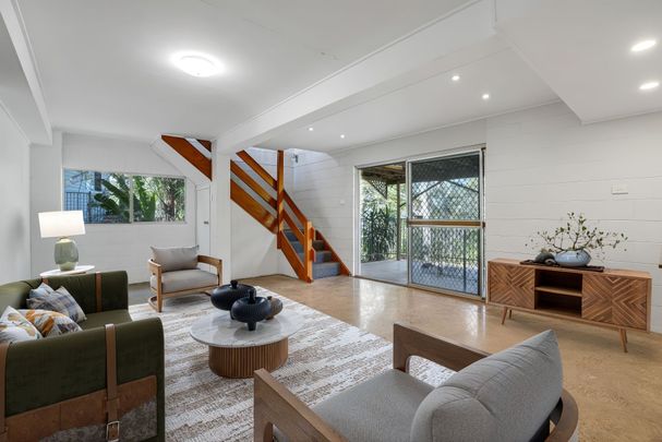 WELCOME TO 6 KESSELL STREET - THE BLEND OF SPACE, STYLE & LOCATION - Photo 1