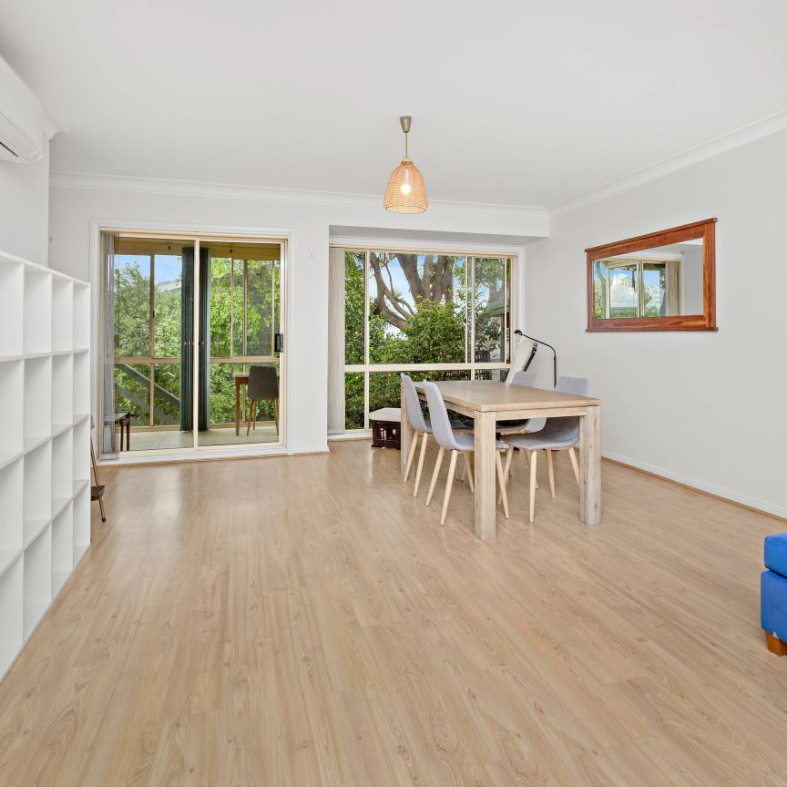 Furnished 2-Bedroom Villa in the Heart of Kiama - Photo 1