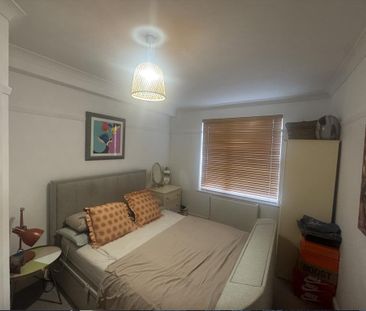 3 bedroom house to rent - Photo 3