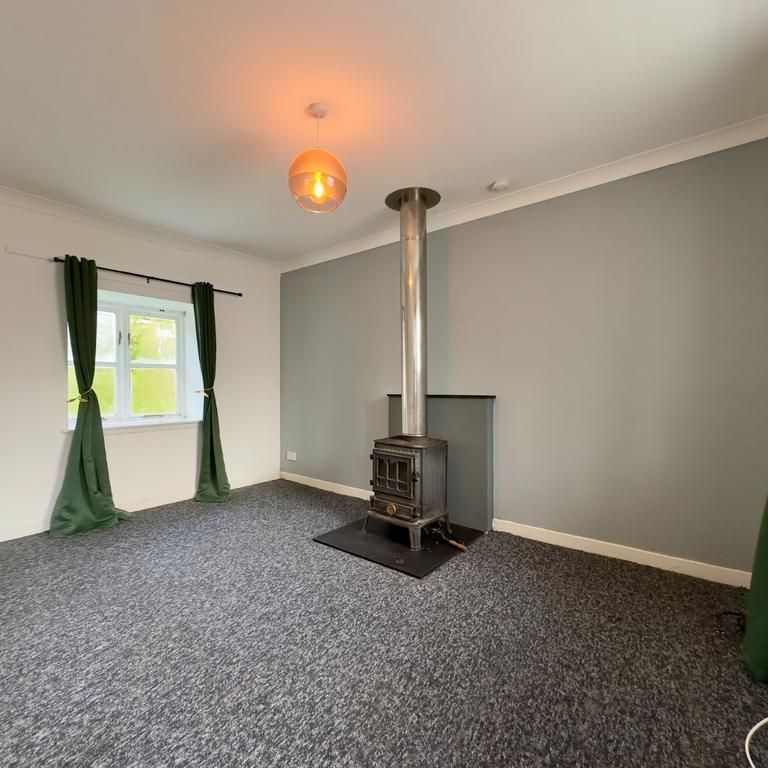 2 bedroom cottage to rent - Photo 1