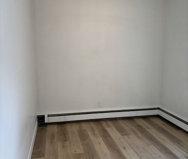 Belmont Apartments - Photo 2