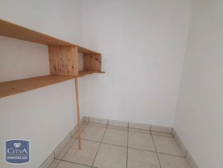 Appartement à louer 4 pièces 91.85m² - Photo 3