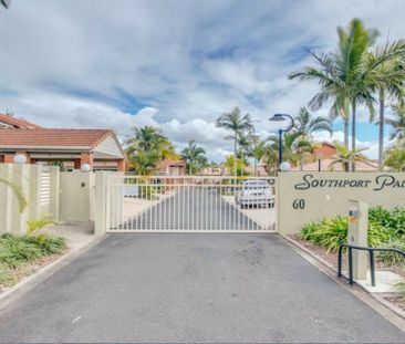 Centrally Located Townhouse - Photo 5