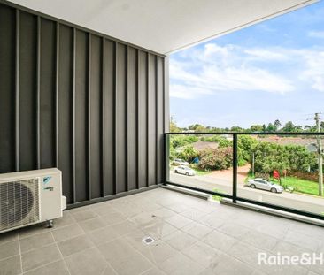 Ultra Modern Apartment - Photo 2