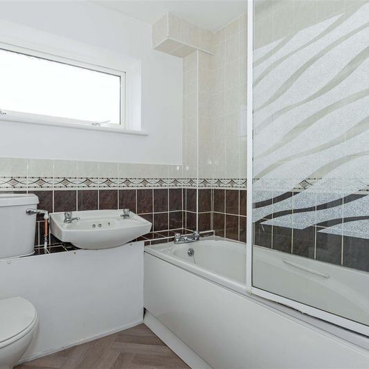 Blackpatch Grove, Shoreham-By-Sea - Photo 1