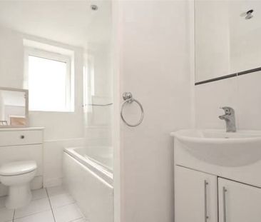 Horsted Court - Photo 5