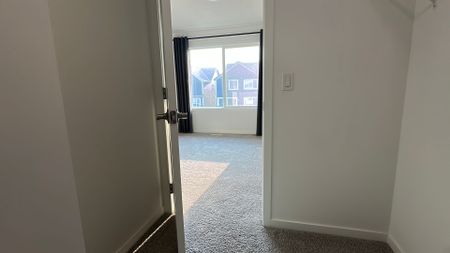 946 | Mahogony | Duplex | 2 BEDS 2 BATHS | Lake Community Living - Photo 4