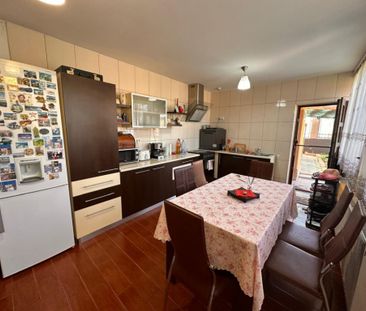 Casă, 3 camere, termen lung, zona KM 5- Constanta - Fotografie 4