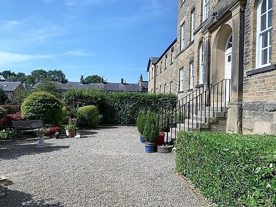 2 bedroom duplex to rent - Photo 1