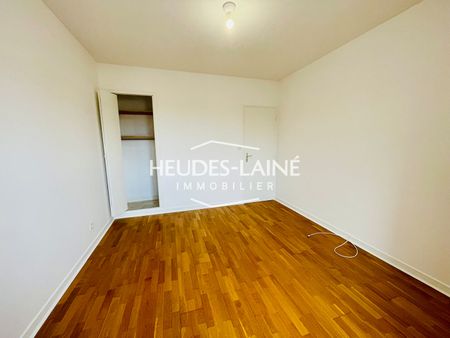 Location Appartement 3 pièces 85m² AVRANCHES 50300 - Photo 4