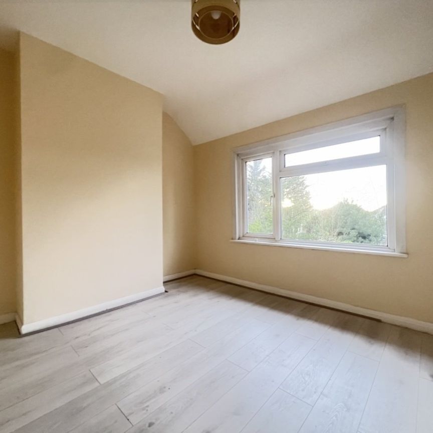 4 Bed Semi-Detached House, Windsor Road, HA3 - Photo 1