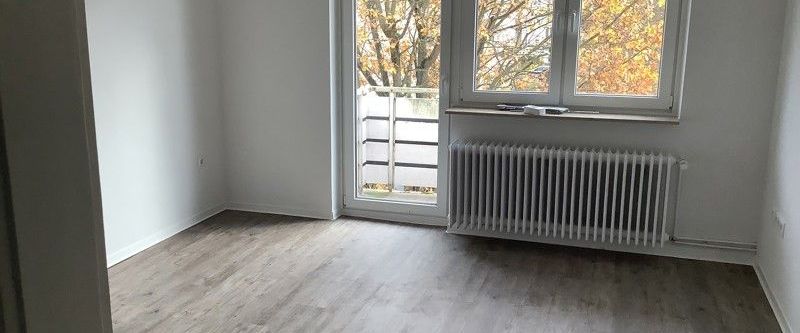 Sanierte 2-Zimmer Wohnung mit Balkon! - Foto 1