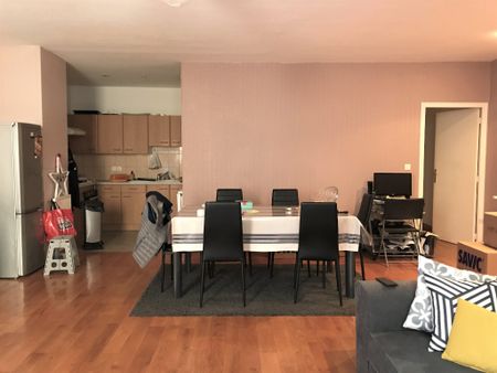 Location Appartement 3 pièces 83m² - Photo 4