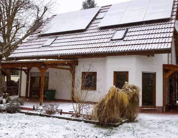 Modernes Energieeffizientes Einfamilienhaus mit Terrasse und Photovoltaik in Berlin-Schmöckwitz - Foto 1