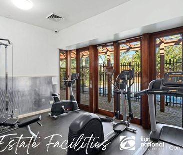 Luxury At Its Finest - Photo 5