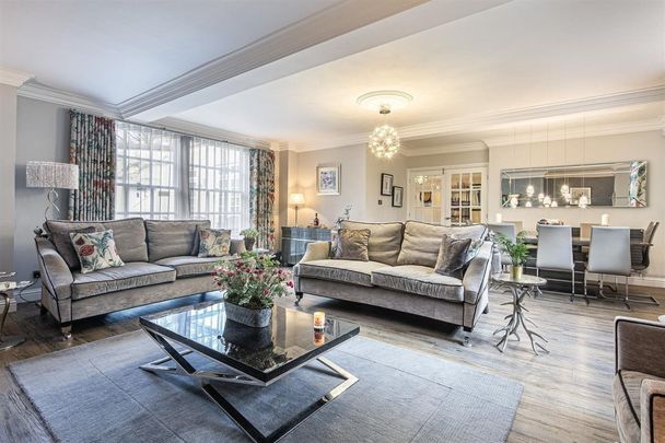 King Edwards, Rivelin, Sheffield - Photo 1