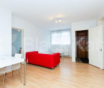 Spacious ground floor 1 bedroom in the heart of Stoke Newington - Photo 2