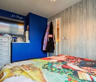 3 bedroom detached house to rent - Photo 4
