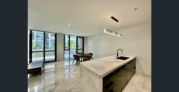 Townhouse with Private Internal lift - Photo 1