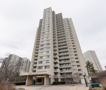 Newly renovated 1 bedroom suites steps from Square One! - Photo 6