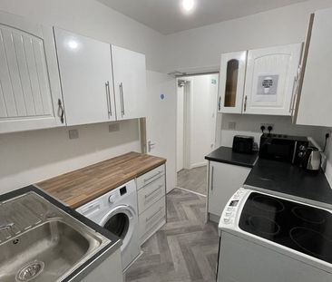 Room in a Shared Flat, Leigh Road, LS1 - Photo 3