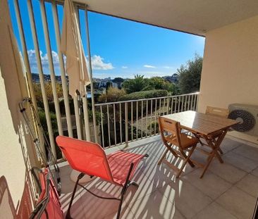 Location Appartement 1 pièce 20m² STE MAXIME 83120 - Photo 1