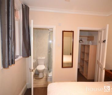 Bournemouth Moorfield Grove Moordown, BH9, Dorset - Photo 5