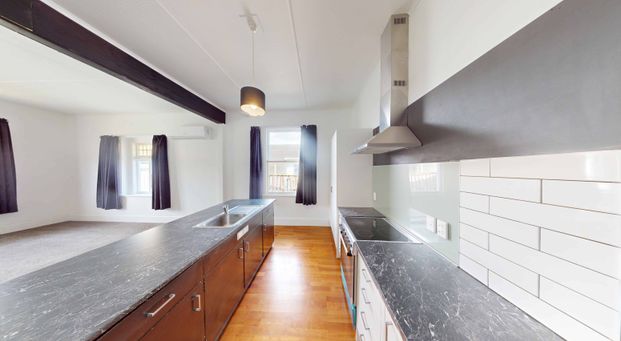 Marton - 4 Bedrooms - Photo 1