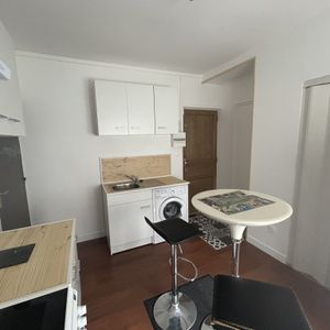 Location Appartement 1 pièce 35m² LE CREUSOT 71200 - Photo 2