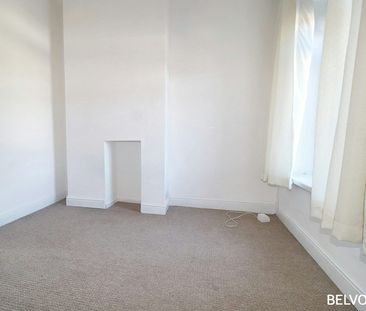 Terraced House to rent on - Photo 4