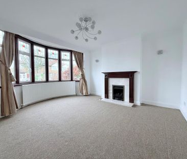 4 bedroom semi-detached house to rent - Photo 2