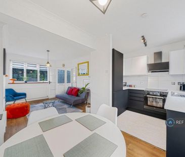 2 bedroom semi-detached house to rent - Photo 3