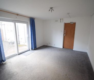 1 bedroom ground floor flat to rent - Photo 1
