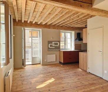 Location Appartement 2 pièces 42m² COUZON AU MONT D OR 69270 - Photo 1