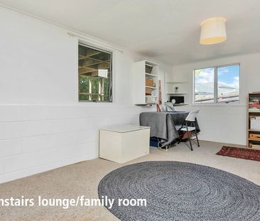 Property Management10 Regency Place, Sunnynook - House for Rent - Photo 1