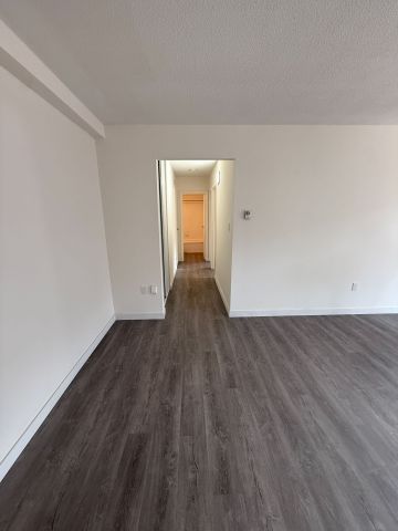 For Lease - 555 Oxford Street Unit# 207, Oshawa, Ontario - Photo 2