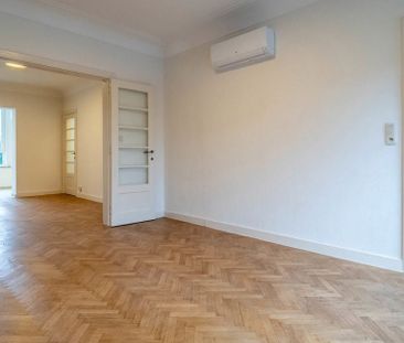 Appartement te huur in Sint-Pieters-Woluwe voor € 1.600 met 1 slaap... - Photo 2