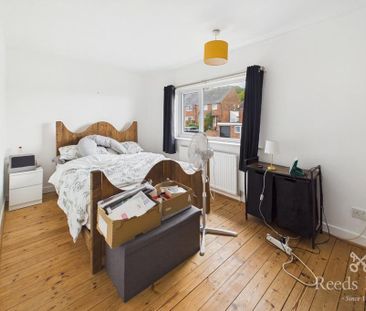2 bedroom semi-detached house to rent - Photo 4
