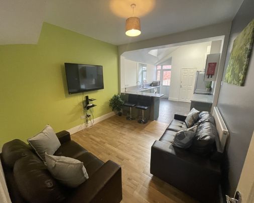 5 Bedrooms, 89 Gulson Road – Student Accommodation Coventry - Photo 1