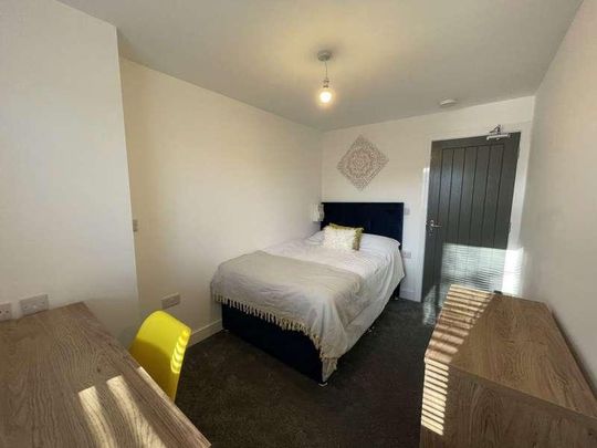 Rm, Deaconscroft, Peterborough, PE3 - Photo 1