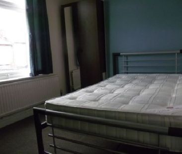 4 Bed - Gleave Road, Selly Oak, West Midlands, B29 6jr - Photo 1