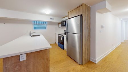 For Lease - 1089 Glencairn Avenue Unit# 1 (Lower), Toronto, Ontario - Photo 2