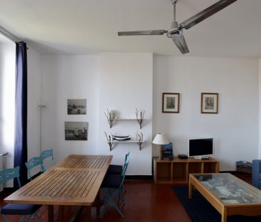 Location Appartement 2 pièces 58m² MARSEILLE 7ème - Photo 2