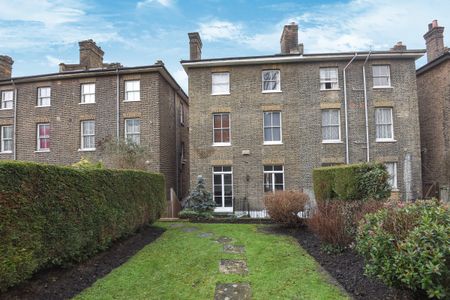 Blackheath Grove, London, SE3 - Photo 5