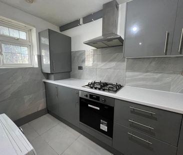 2 bedroom maisonette to rent - Photo 6