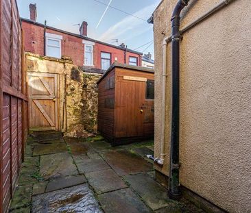 2 bedroom terraced house to rent - Photo 3