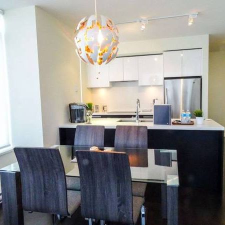 Fully Furnished Metrotown 2 Bedroom 2 Bathroom - Photo 1